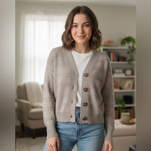 cupcakes & cashmere Taupe Cardigan Sweater